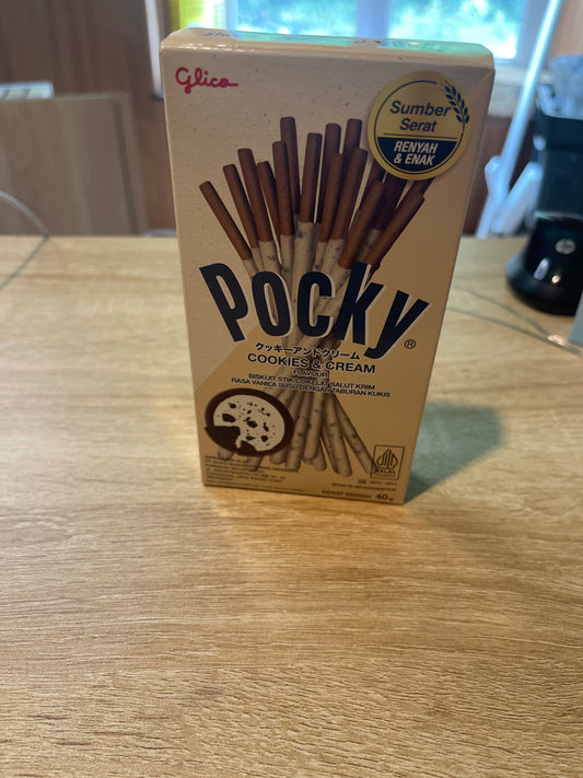 Pocky Cookies Cream pièce